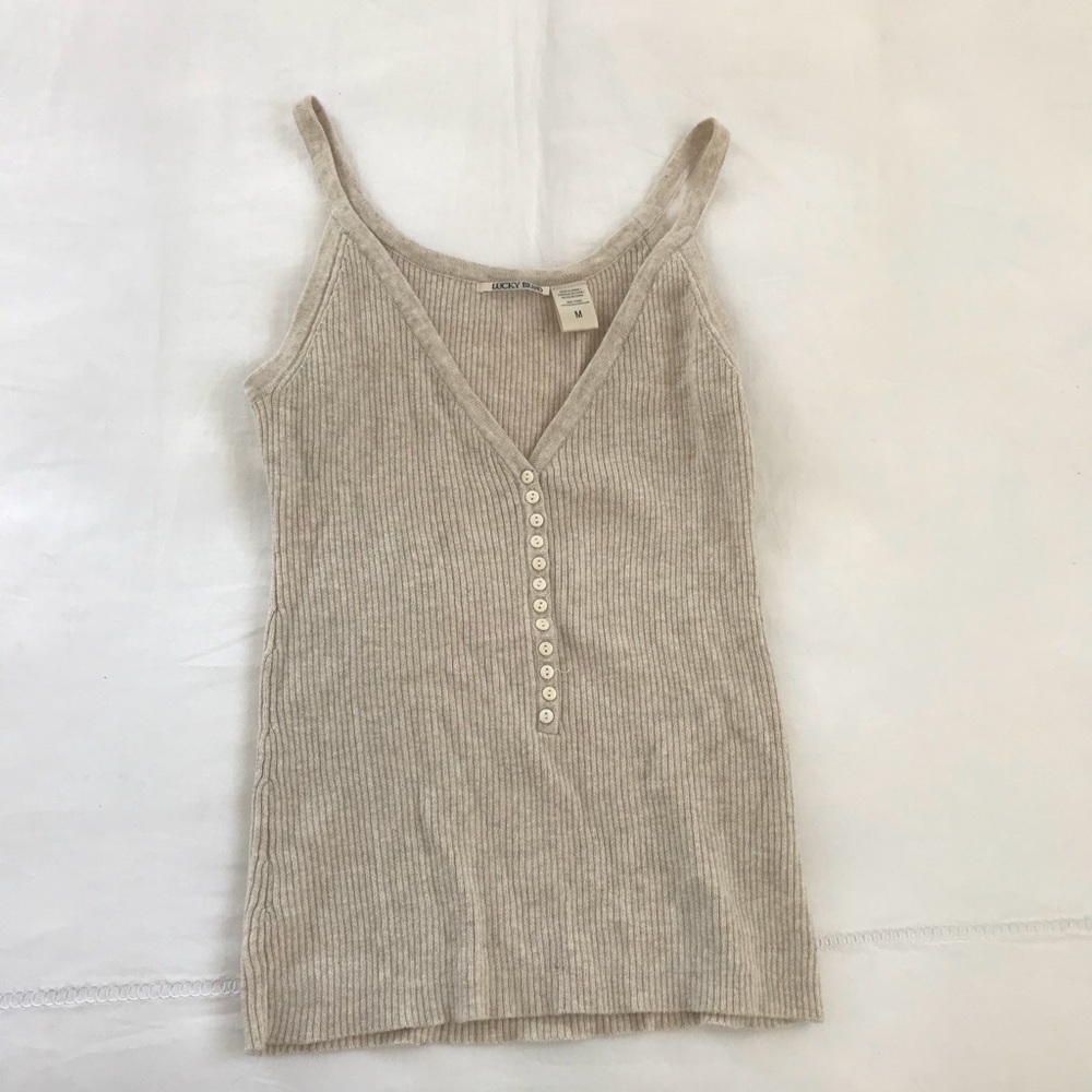 Knit, v-neck tank top